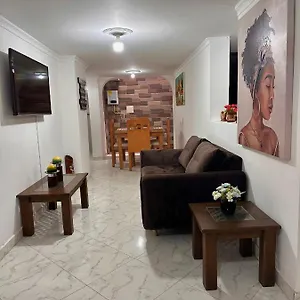 https://acogedor-apartamento-cerca-al-centro-de.colombiamedellinhotels.com